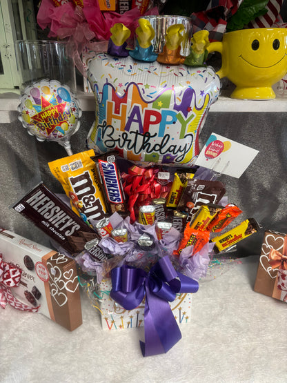Medium Happy Birthday Candy Bouquet –  Broadway Gifts And Flowers, Farmington NM