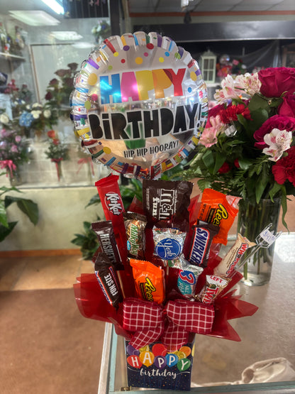 Medium Happy Birthday Candy Bouquet –  Broadway Gifts And Flowers, Farmington NM